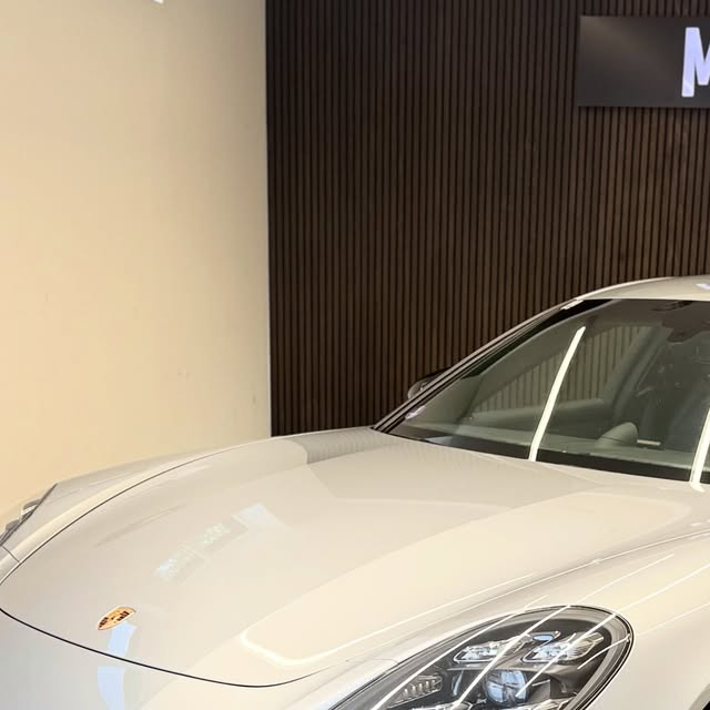 Porsche Panamera 4 E-Hybrid 5-Sitzer Sport Chrono
